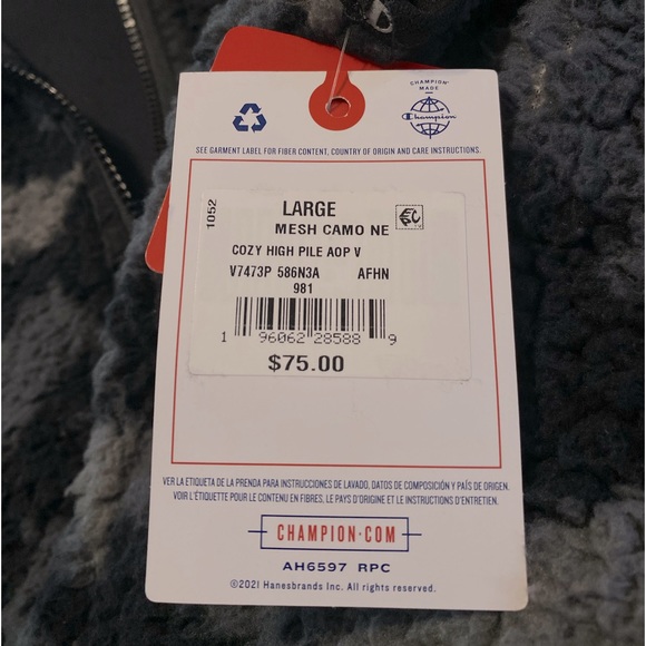 NWT - Champion Cozy Sherpa High Pile Mesh Camo Zipup Vest (Standard Fit) - Picture 9 of 14